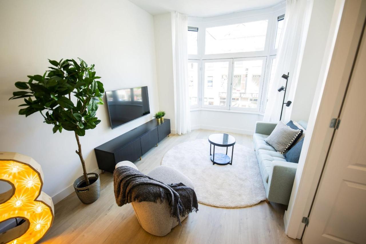 Blissfully 1 Bedroom Serviced Apartment 53M2 -Nb306B- Rotterdam Kültér fotó